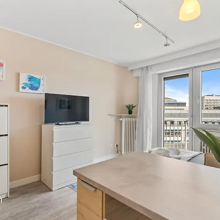 Appartement Fully Furnished Near Station!