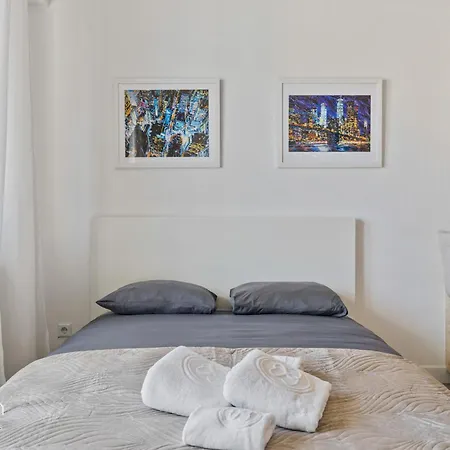 Appartement Fully Furnished Near Station! *