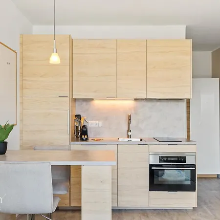 Fully Furnished Near Station! Luxemburg